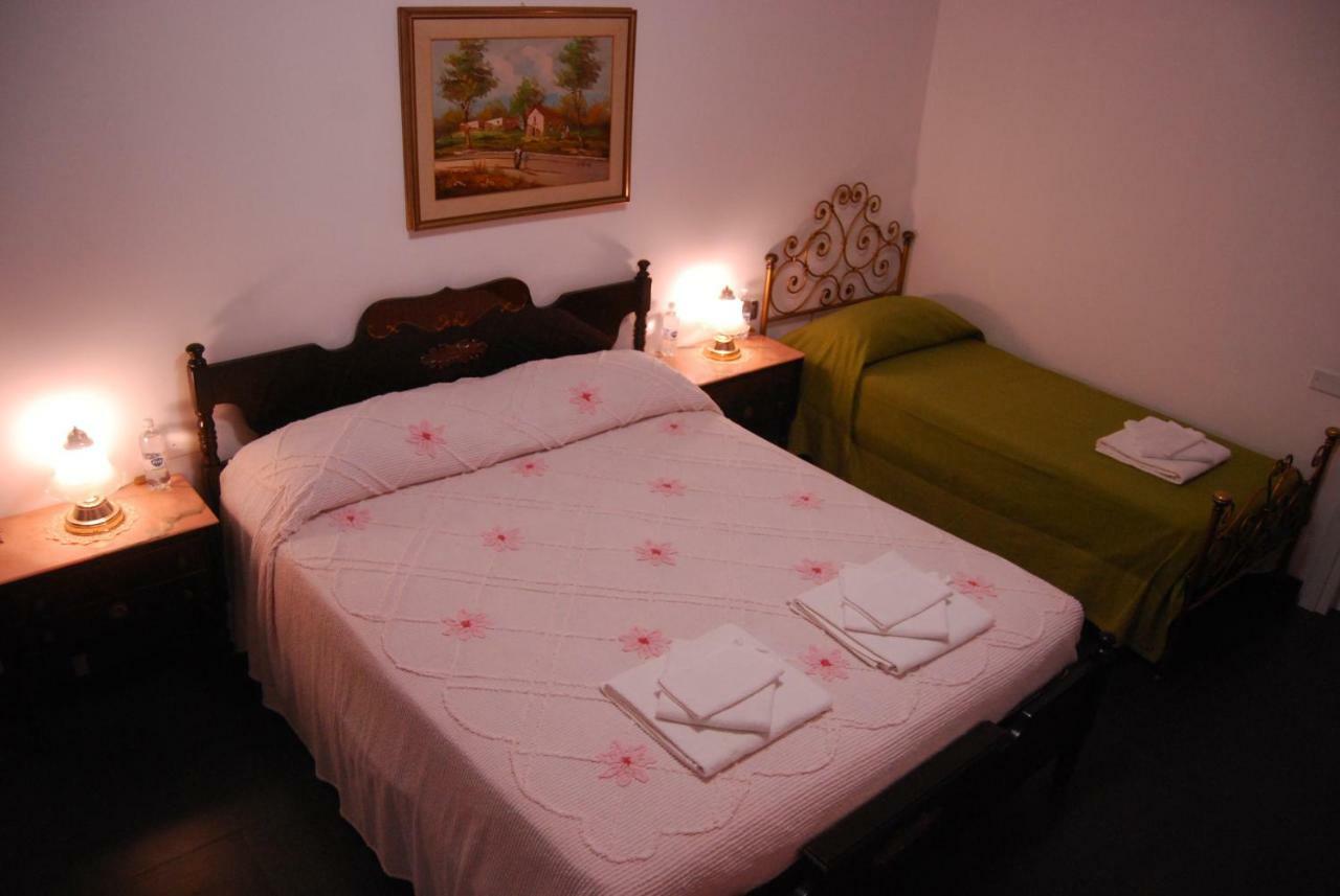 Casa Mama Guesthouse Genova Kültér fotó